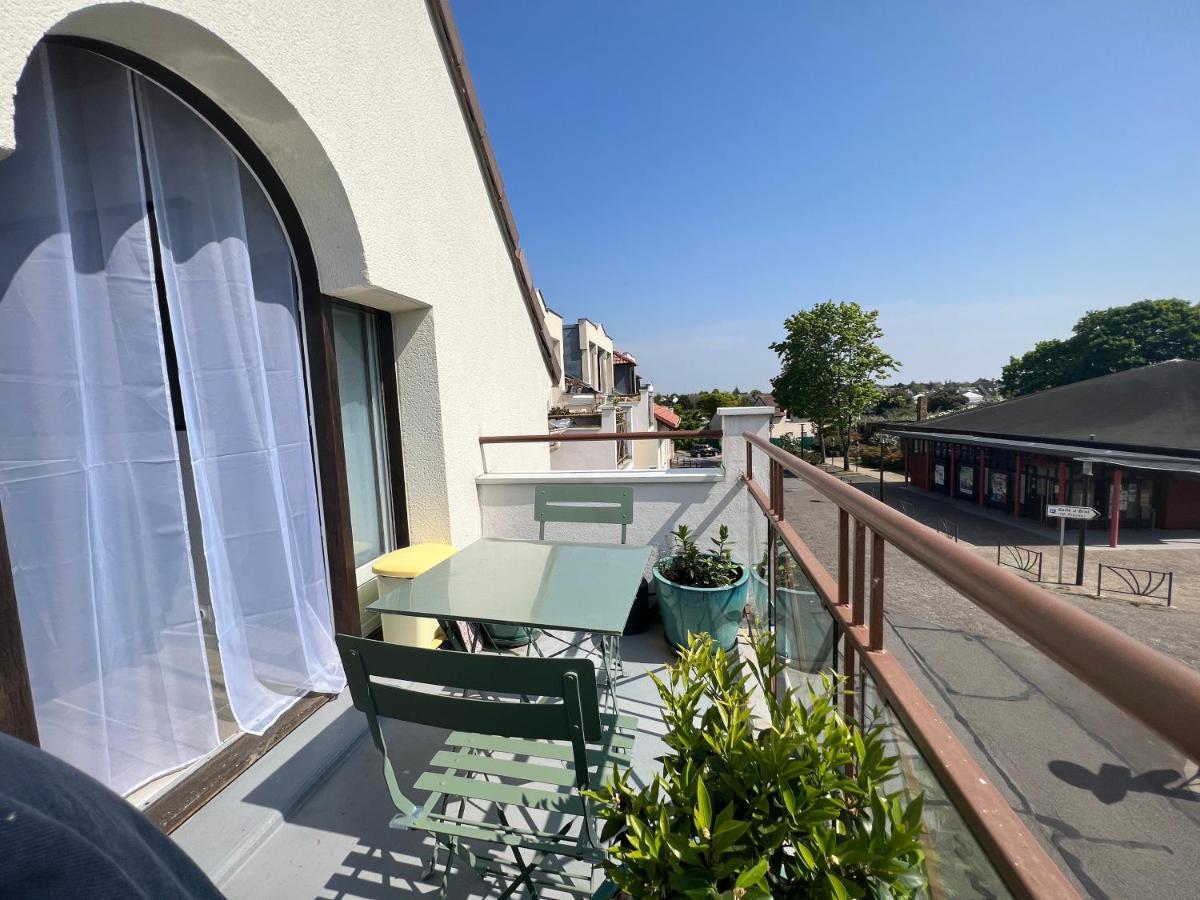 Cosysmartstudio Montigny-le-Bretonneux Esterno foto